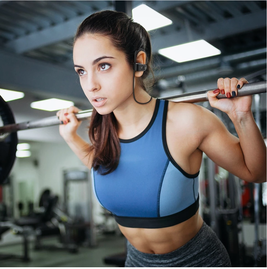 Sports Waterproof Bluetooth Earphones with 7 Hours of Playtime