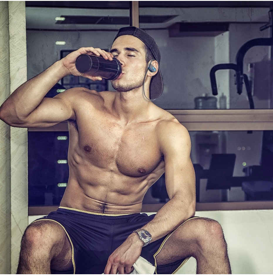 Sports Waterproof Bluetooth Earphones with 7 Hours of Playtime