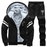 Causal Tracksuits Men Set hooded Thicken Fleece Hoodies + Sweatpant 2019 Winter Spring Sweatshirt Sportswear Male Letter Print