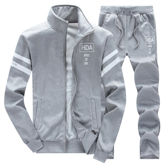 Causal Tracksuits Men Set hooded Thicken Fleece Hoodies + Sweatpant 2019 Winter Spring Sweatshirt Sportswear Male Letter Print