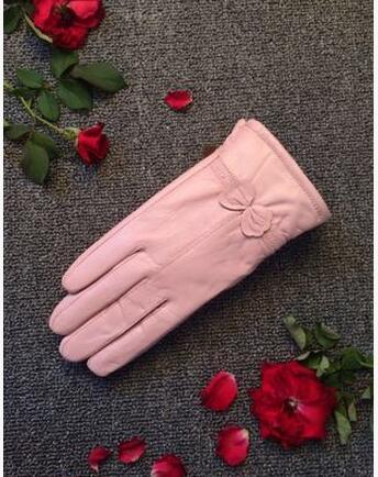 Women's Windproof Warm Sheepskin Gloves