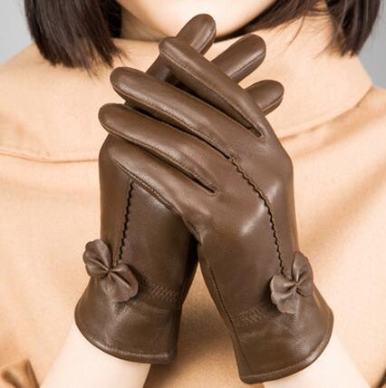 Women's Windproof Warm Sheepskin Gloves